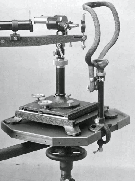 File:Gullstrand Slit Lamp.png