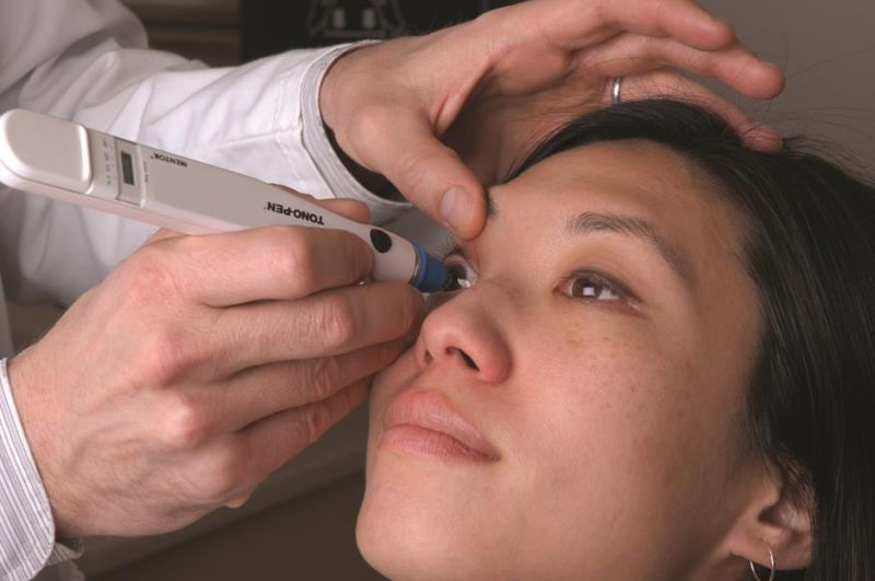 File:Tonometer.jpg