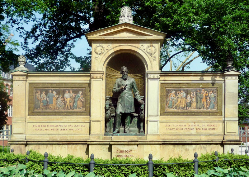 File:Monument of Albrecht von Graefe.jpeg